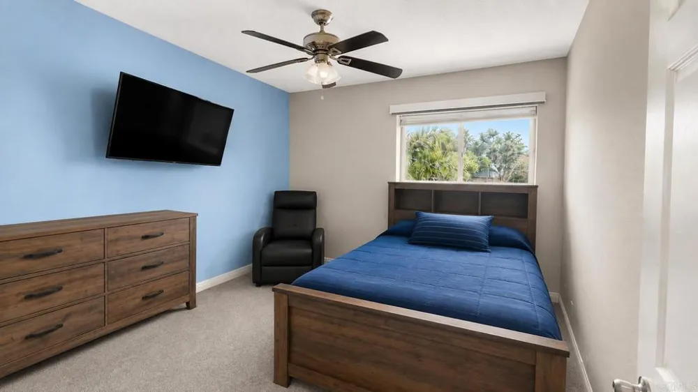 1588 Bella Vista Dr. Encinitas, CA 92024
