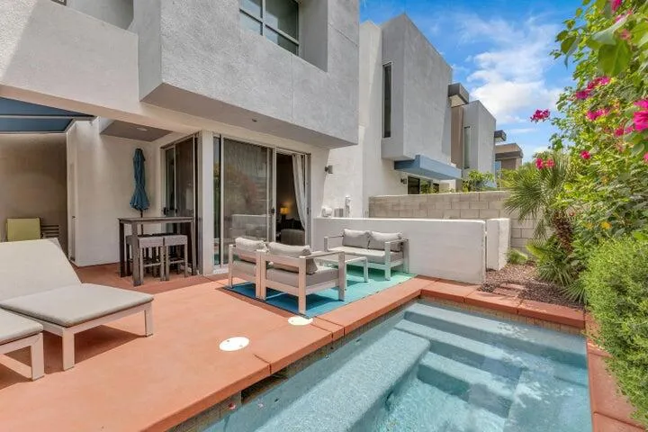 3563 Penny Lane Palm Springs, CA 92262