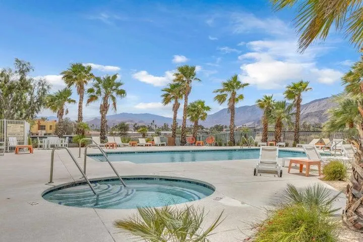 3563 Penny Lane Palm Springs, CA 92262
