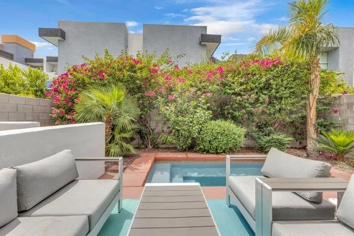 3563 Penny Lane Palm Springs, CA 92262