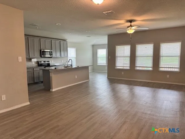 3208 Ridge Rover Seguin, TX 78155