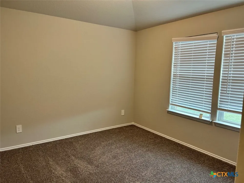 3208 Ridge Rover Seguin, TX 78155