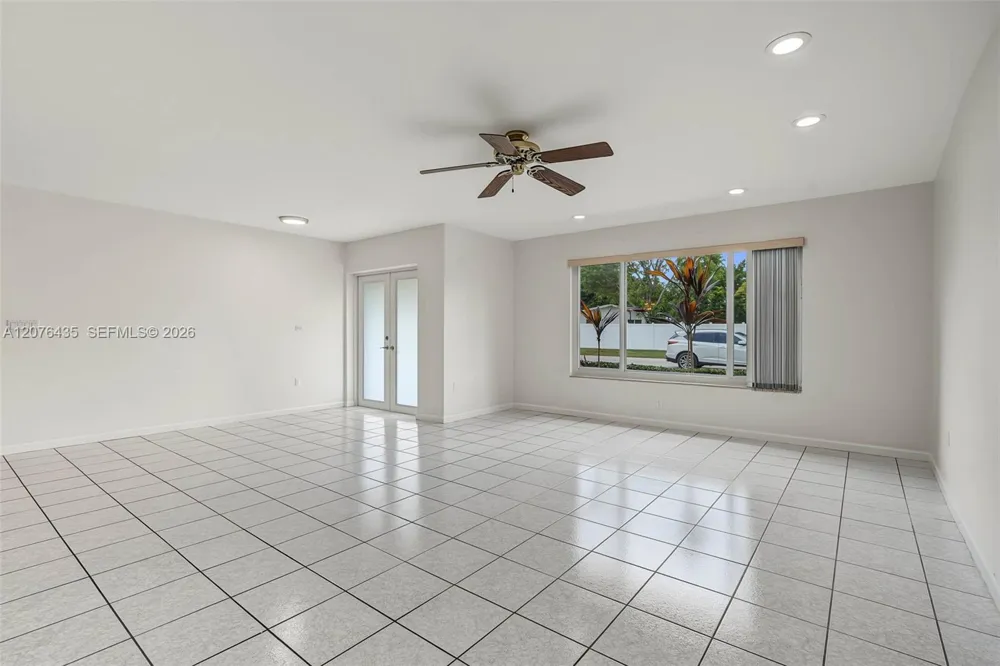 17721 SW 93rd Ave Palmetto Bay, FL 33157