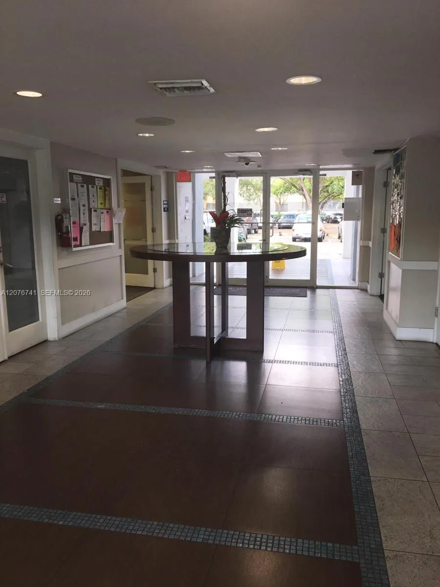 496 NW 165th St Rd #D-310 Miami, FL 33169