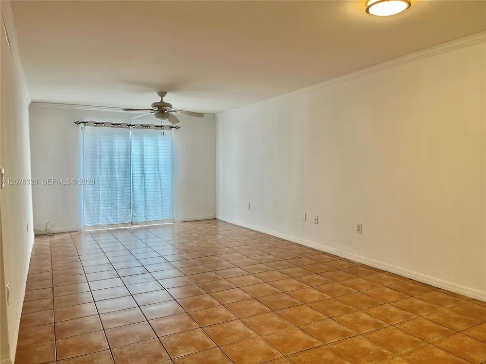 251 Galen Dr #101E Key Biscayne, FL 33149