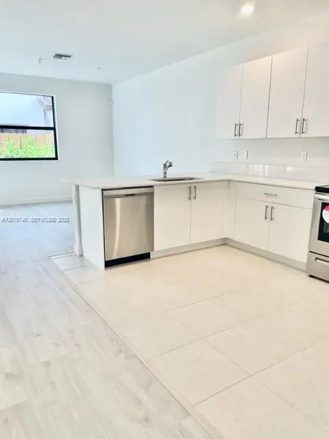 269 SW 159th Ct Pembroke Pines, FL 33027