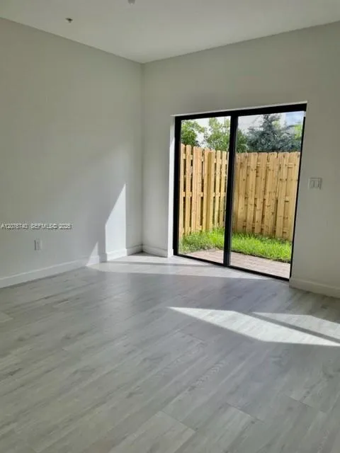 269 SW 159th Ct Pembroke Pines, FL 33027