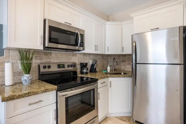 124 Mendoza Ave #4 Coral Gables, FL 33134