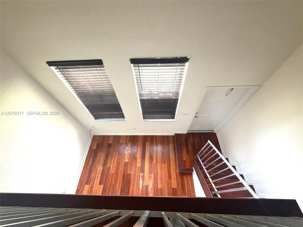 8950 SW 69th Ct #220 Pinecrest, FL 33156
