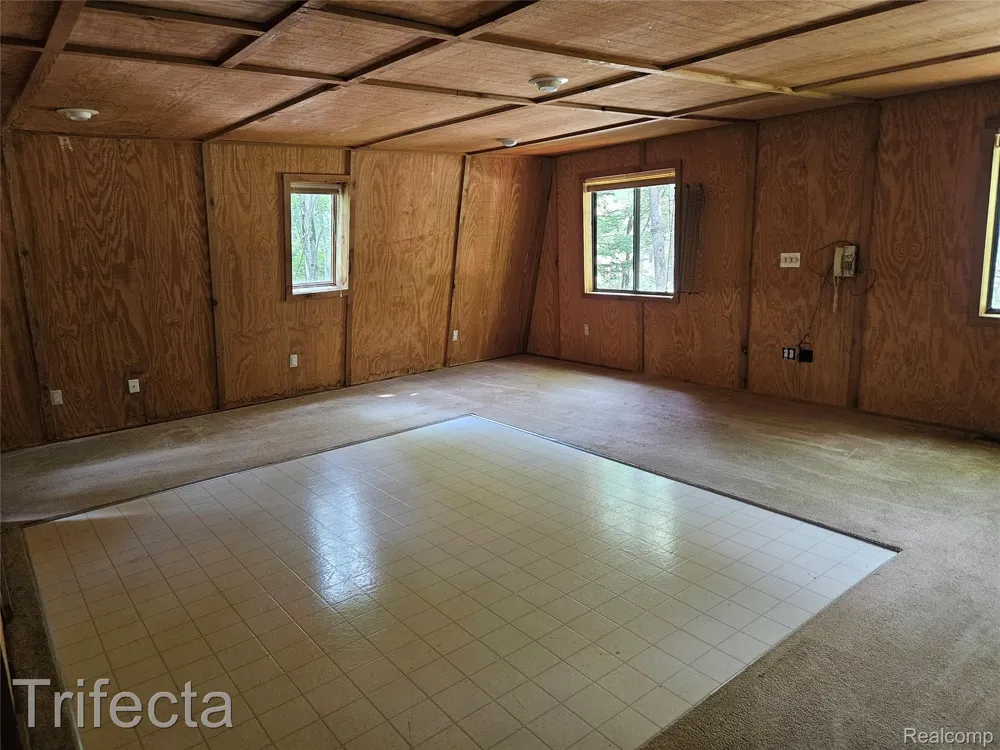 1495 River Valley Drive Mills Township, MI 48756