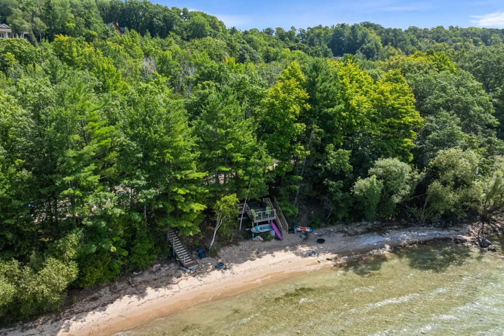 875 Lost Nations Trail Peninsula Township, MI 49686