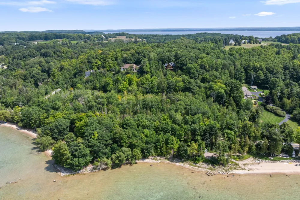 875 Lost Nations Trail Peninsula Township, MI 49686