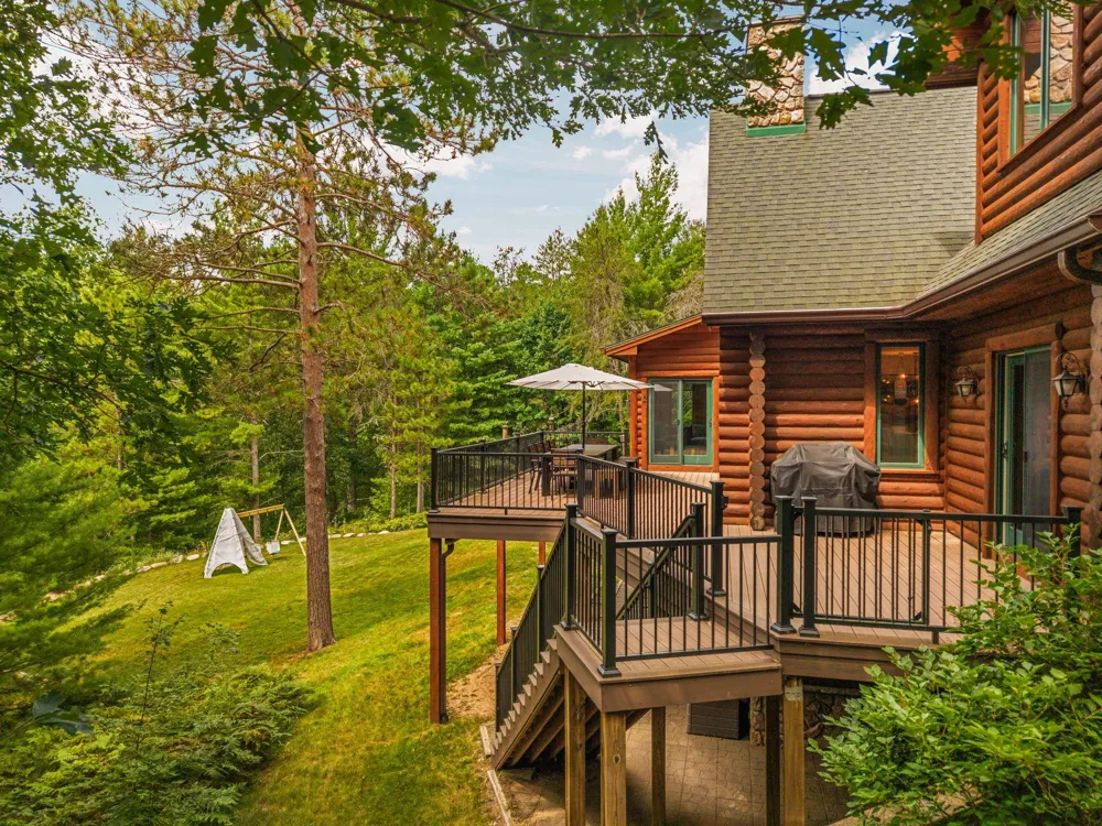 8787 Wheeler Pines Drive Whitewater Township, MI 49690