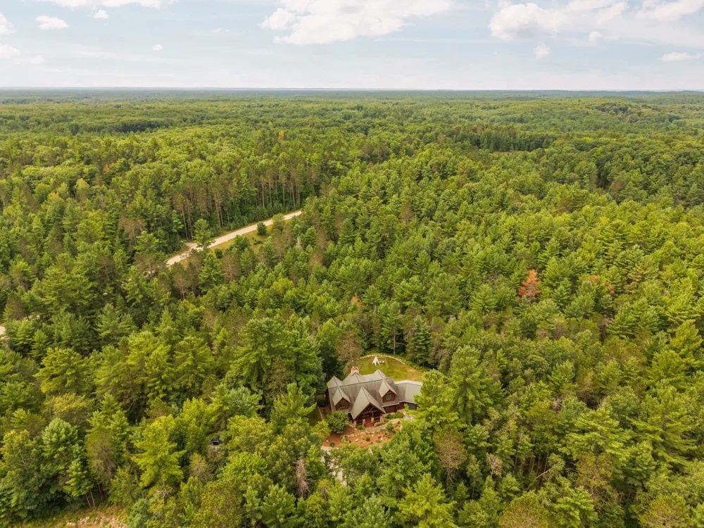8787 Wheeler Pines Drive Whitewater Township, MI 49690