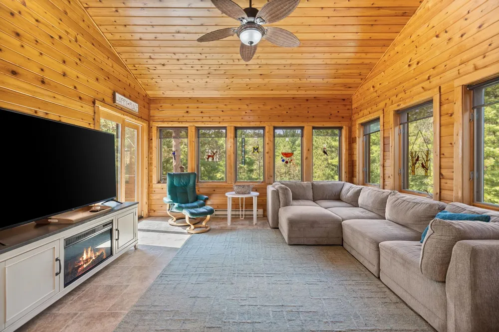 8787 Wheeler Pines Drive Whitewater Township, MI 49690