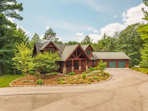 8787 Wheeler Pines Drive