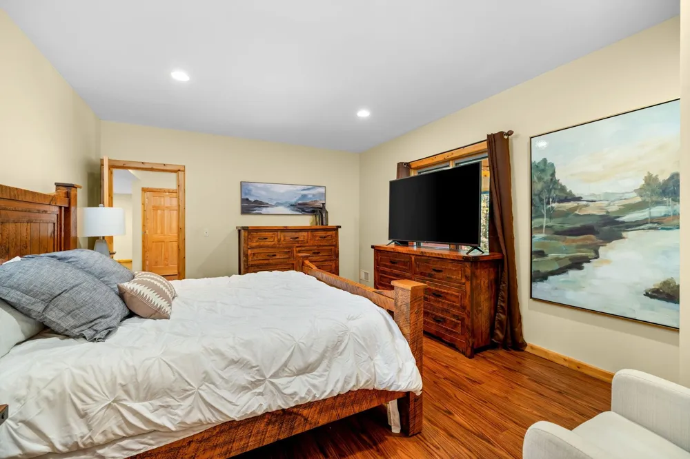 8787 Wheeler Pines Drive Whitewater Township, MI 49690