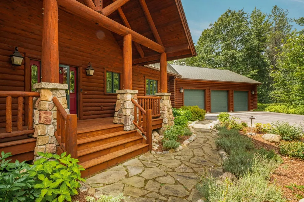 8787 Wheeler Pines Drive Whitewater Township, MI 49690