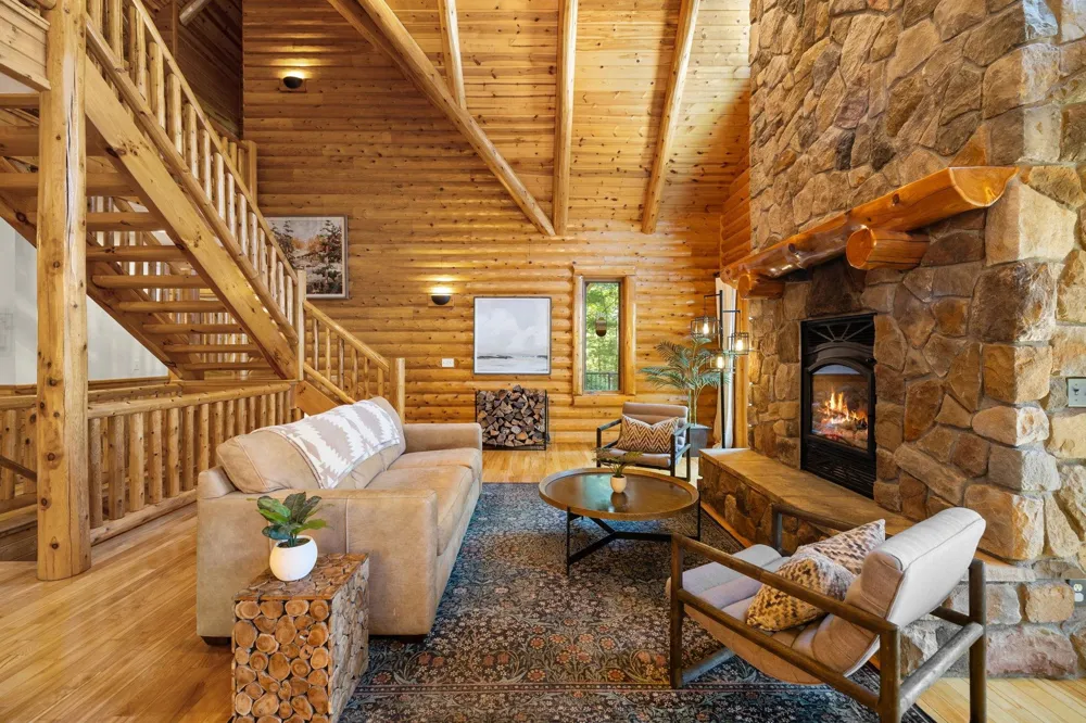8787 Wheeler Pines Drive Whitewater Township, MI 49690