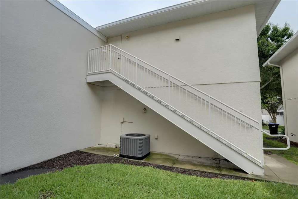 14222 SONCO AVENUE Windermere, FL 34786