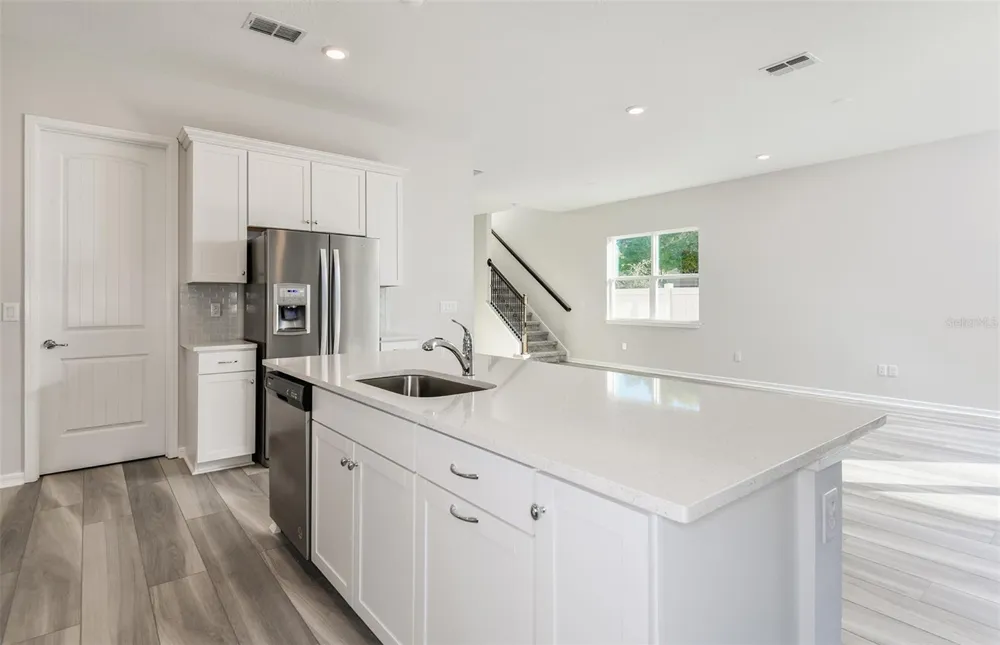 4718 HARRINGTON FIELDS DRIVE Davenport, FL 33837