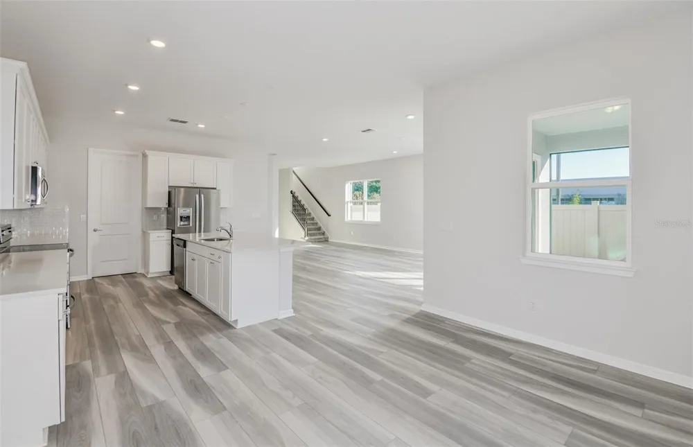 4718 HARRINGTON FIELDS DRIVE Davenport, FL 33837