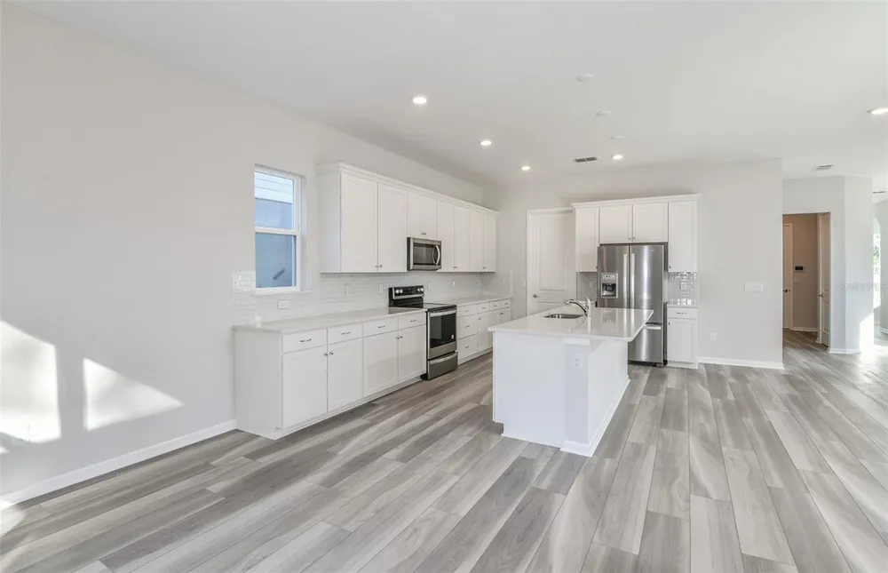 4718 HARRINGTON FIELDS DRIVE Davenport, FL 33837