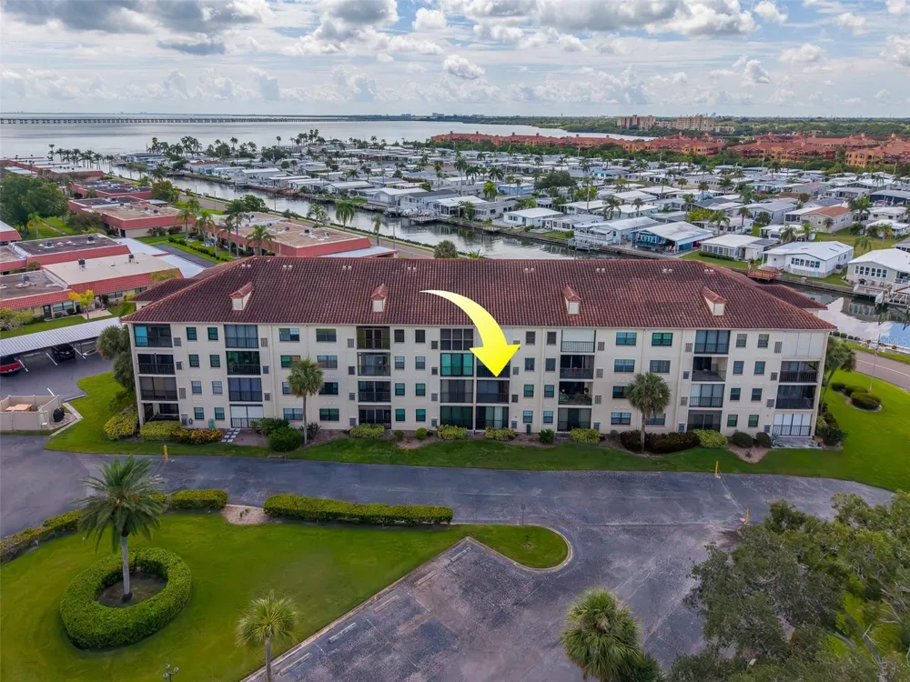 19029 US HIGHWAY 19 #26-204 Clearwater, FL 33764