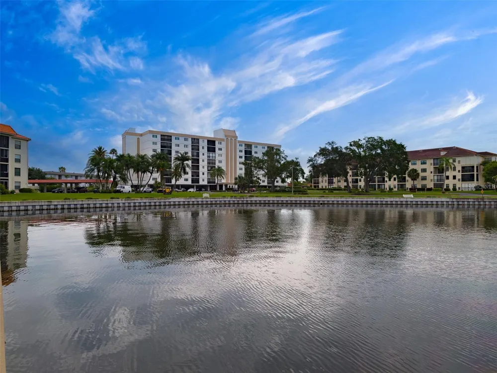 19029 US HIGHWAY 19 #26-204 Clearwater, FL 33764