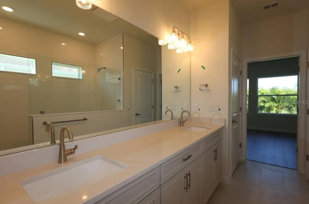 5166 CREEK SAND DRIVE Apollo Beach, FL 33572