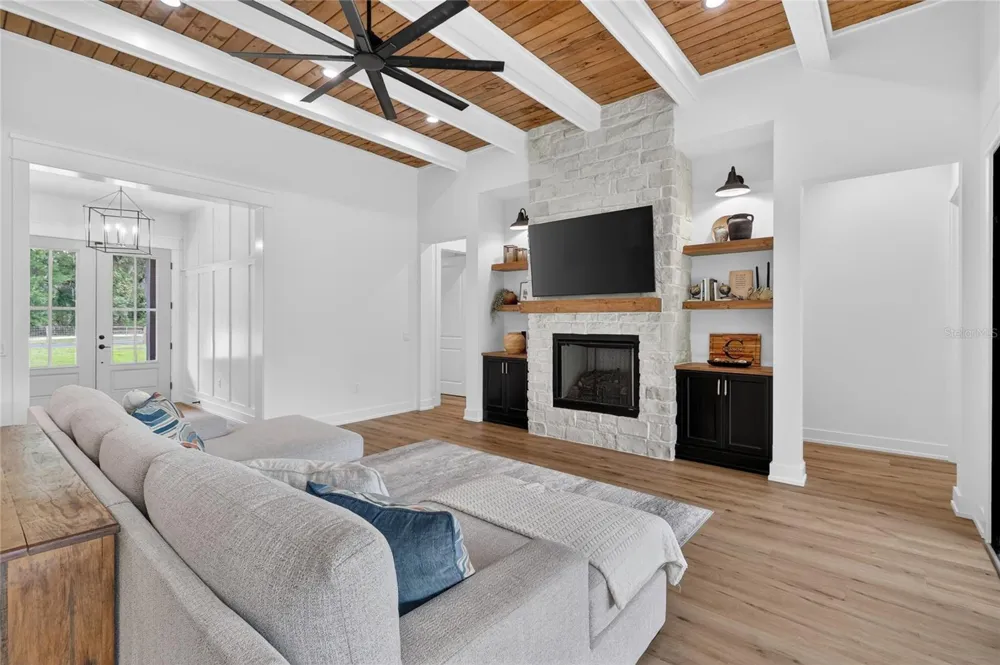 2398 GEORGE WHEELER ROAD Lakeland, FL 33810