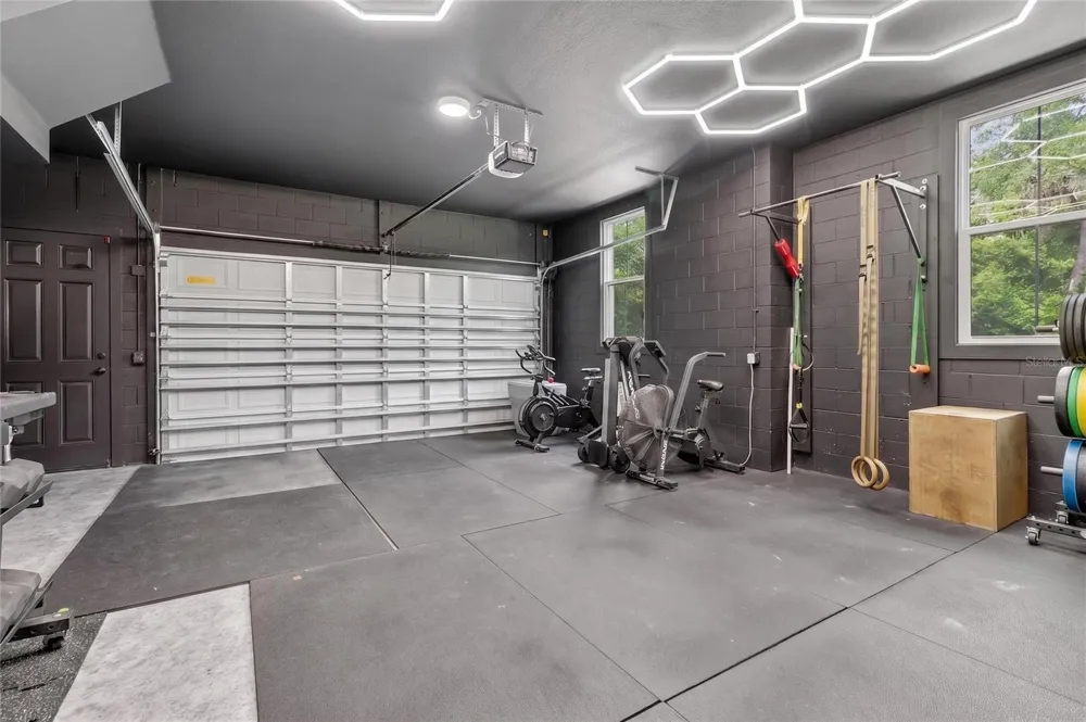 2398 GEORGE WHEELER ROAD Lakeland, FL 33810