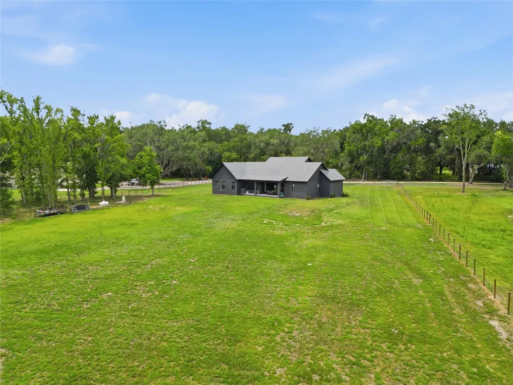 2398 GEORGE WHEELER ROAD Lakeland, FL 33810