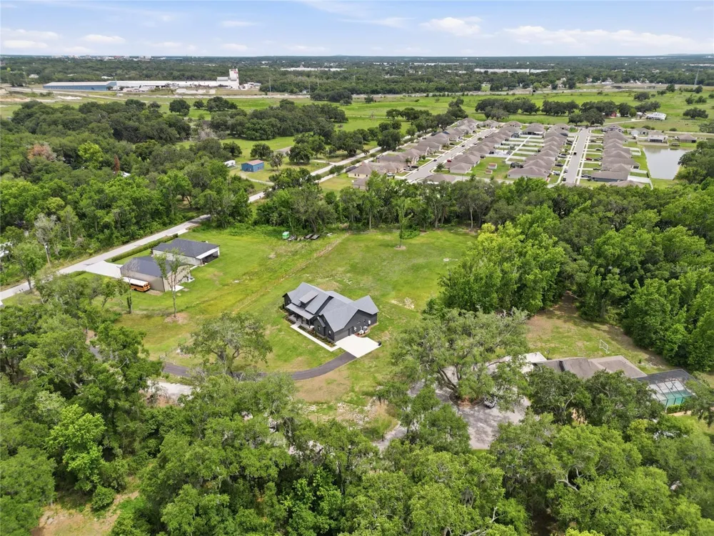 2398 GEORGE WHEELER ROAD Lakeland, FL 33810