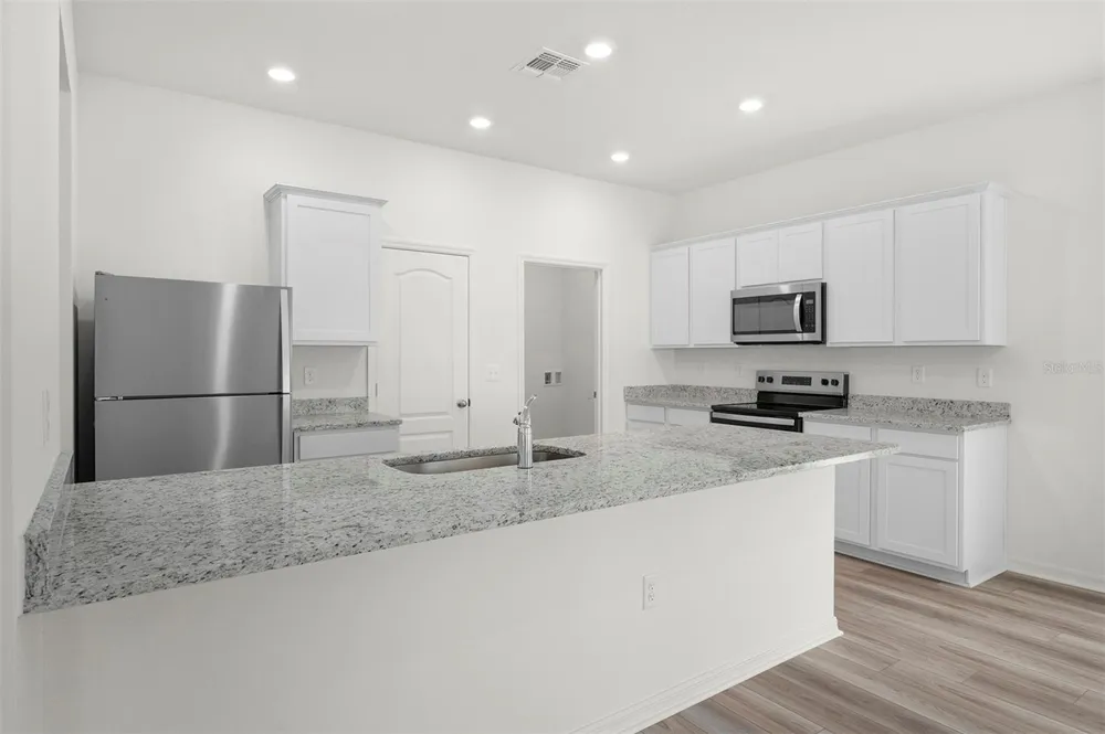 13347 TULA LOOP Astatula, FL 34705