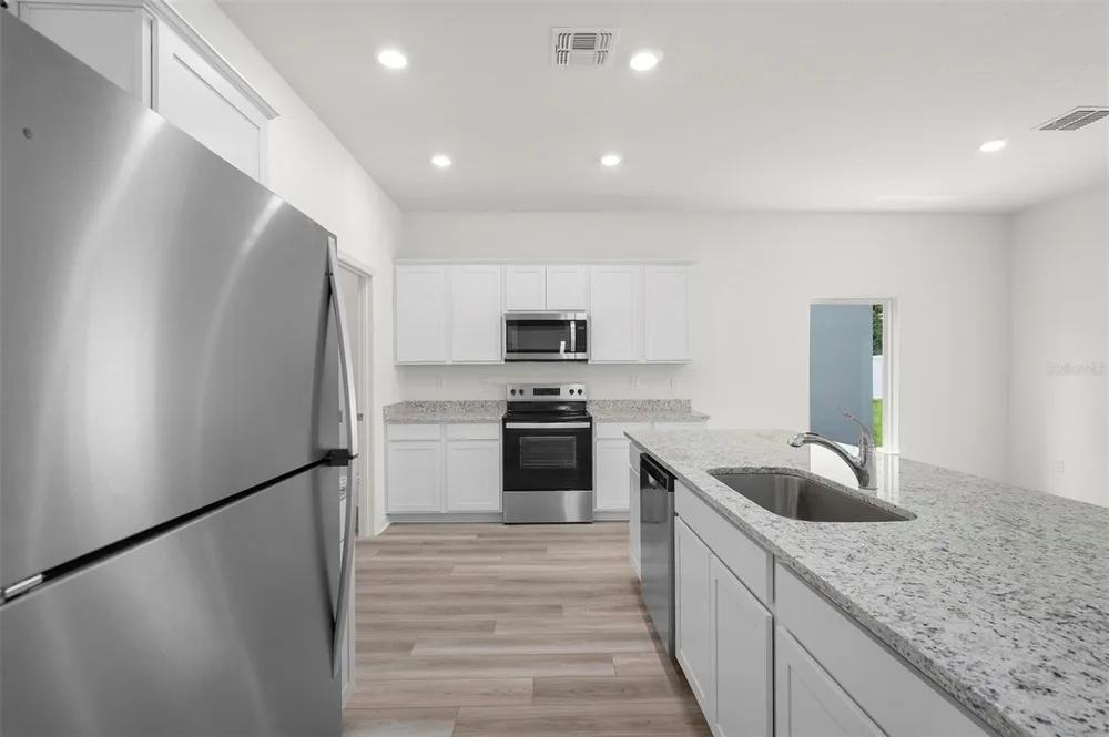 13347 TULA LOOP Astatula, FL 34705