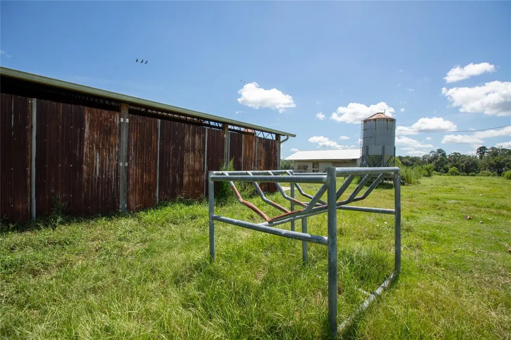 9284 NW CR  225 Starke, FL 32091