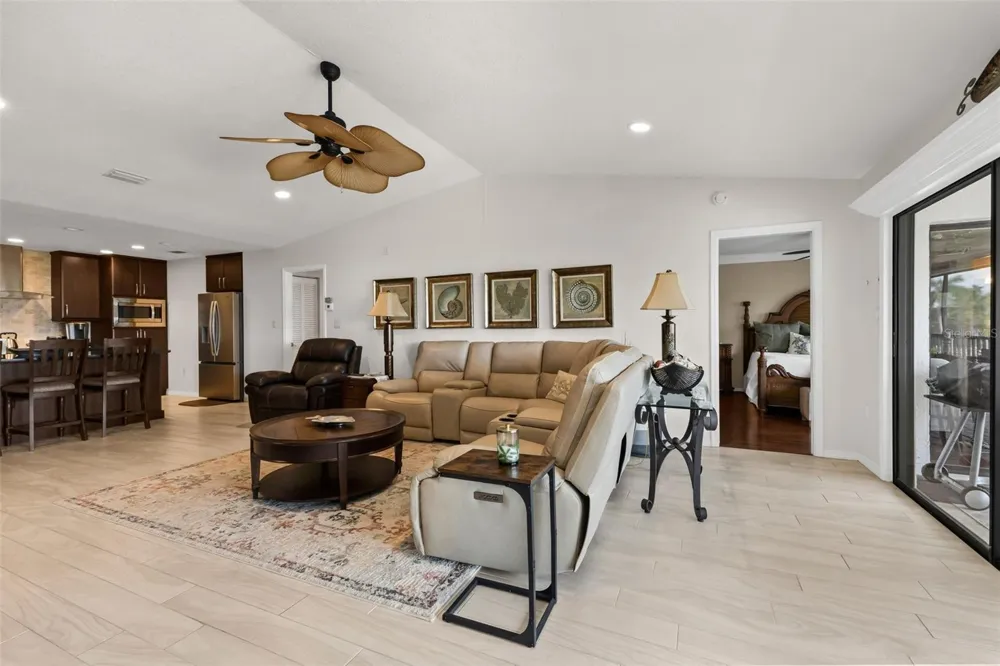 240 LEWIS CIRCLE #23 Punta Gorda, FL 33950
