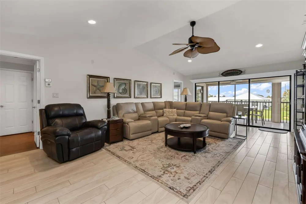 240 LEWIS CIRCLE #23 Punta Gorda, FL 33950