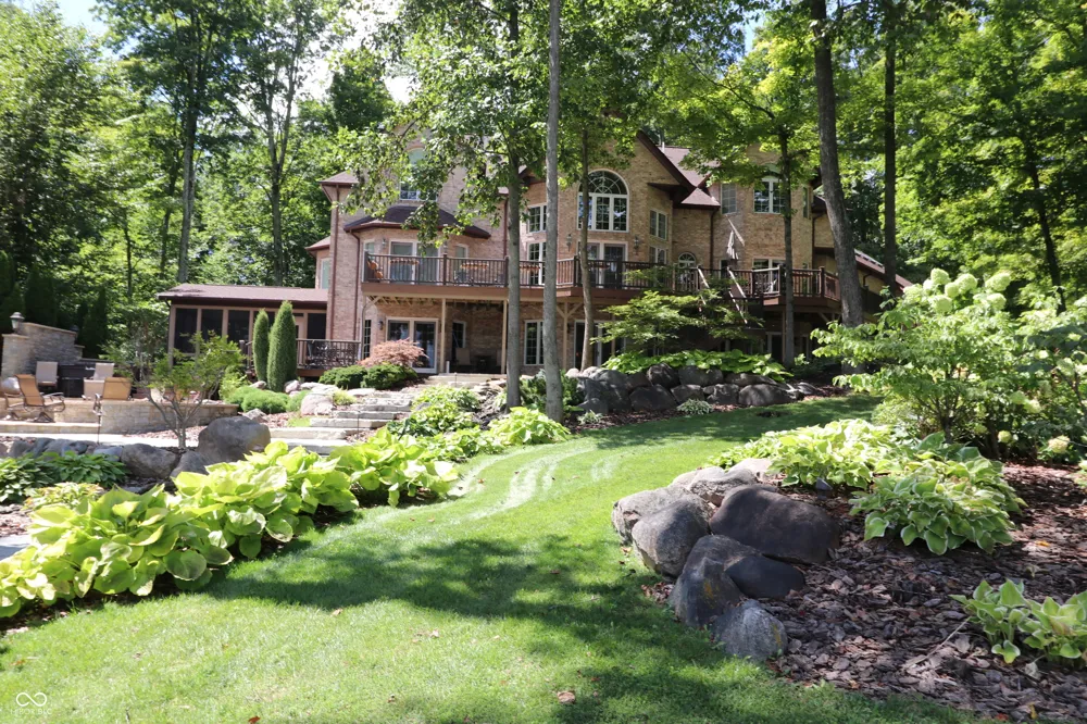 231 Lakeshore Drive Batesville, IN 47006