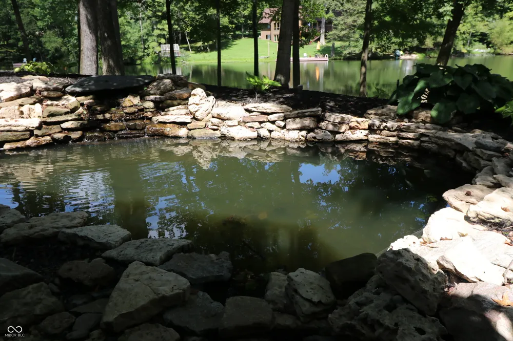 231 Lakeshore Drive Batesville, IN 47006
