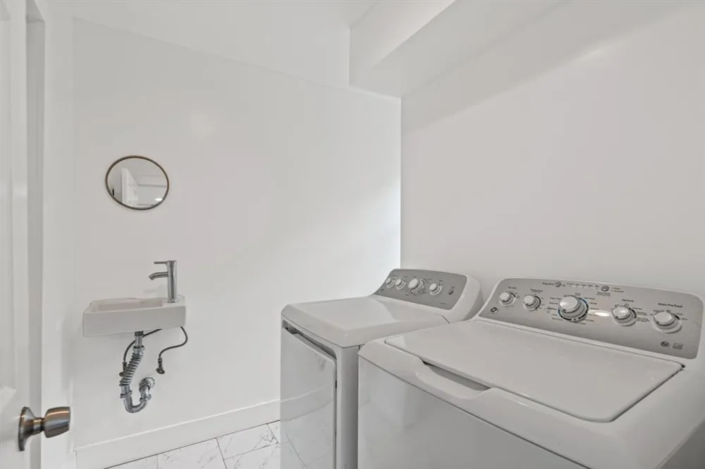 6401 Chimney Creek Circle #A Austin, TX 78723