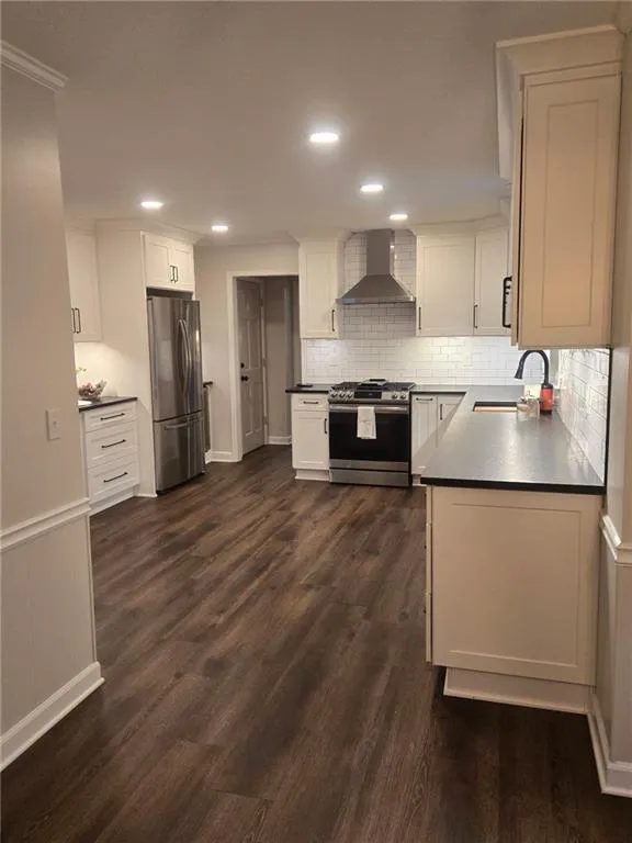 5434 Dunwoody Knoll Court Dunwoody, GA 30338