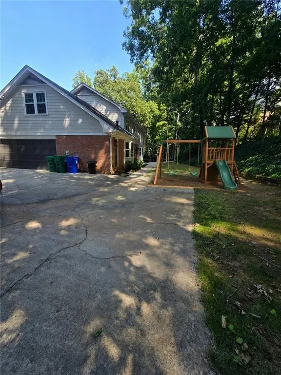 5434 Dunwoody Knoll Court Dunwoody, GA 30338