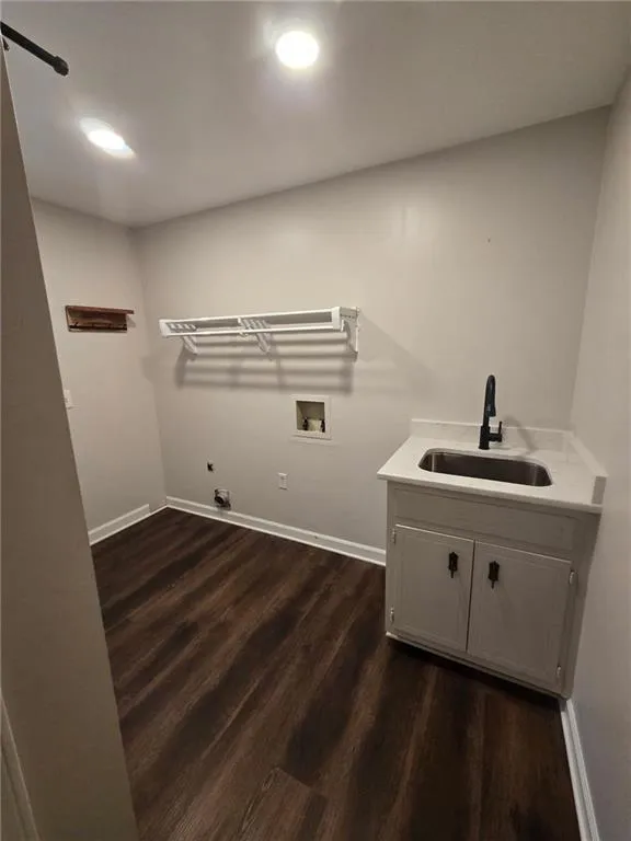 5434 Dunwoody Knoll Court Dunwoody, GA 30338