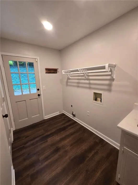 5434 Dunwoody Knoll Court Dunwoody, GA 30338