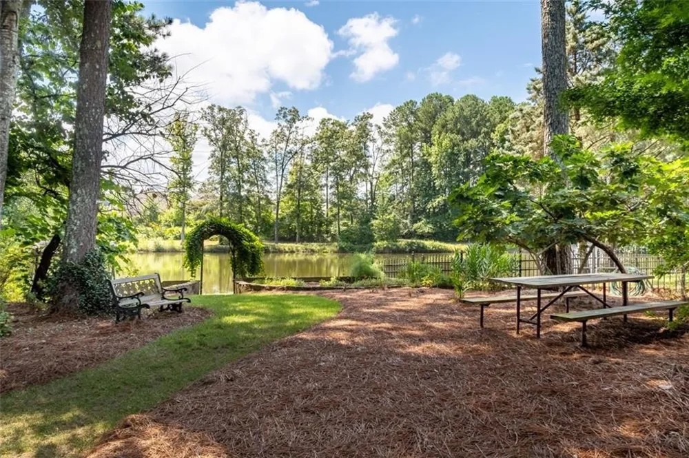 1455 Natchez Way Grayson, GA 30017