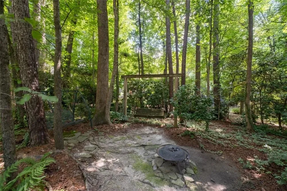 1455 Natchez Way Grayson, GA 30017