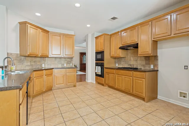 722 Aster Trail San Antonio, TX 78256