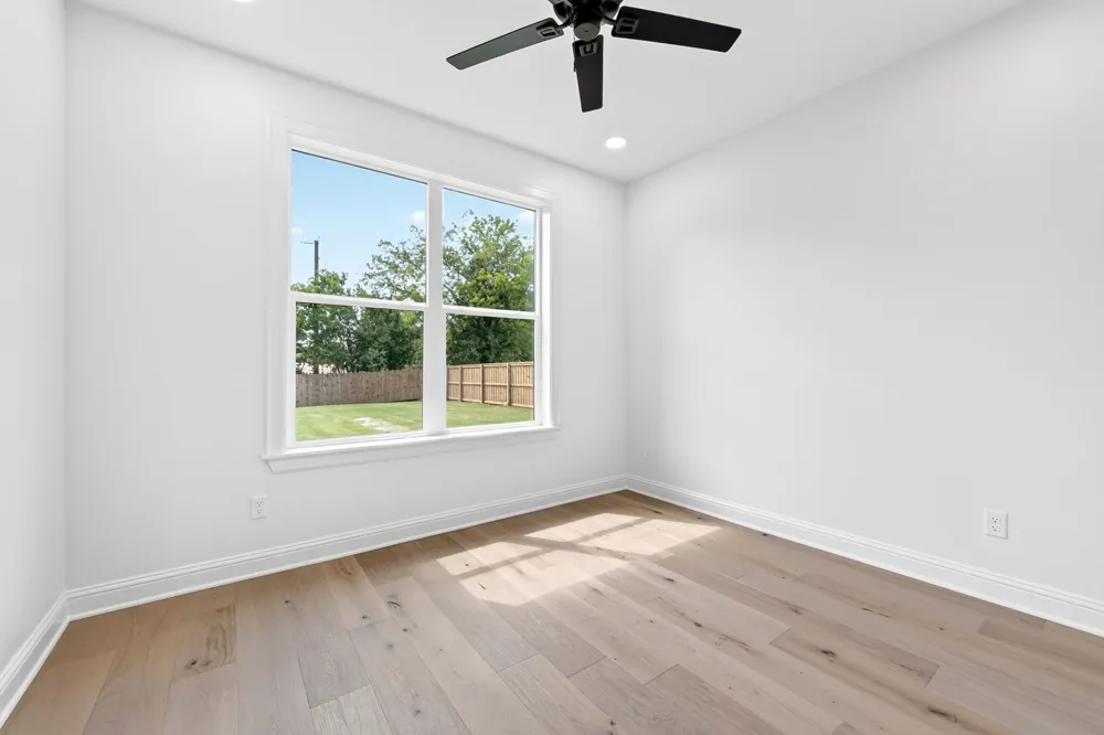 302 Grace Lane Athens, TX 75751